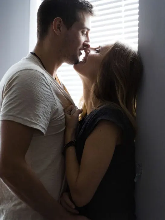 What Happens When Married Couples Stop Kissing? These 7 Things